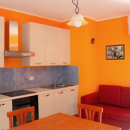 Otel Azzurro Calaghena